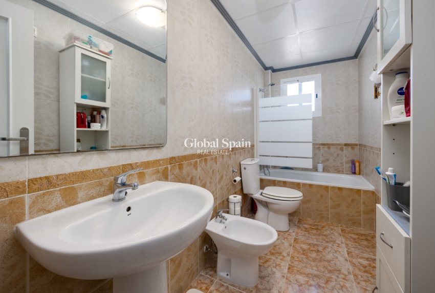 Wederverkoop - Huis -
PUNTA PRIMA