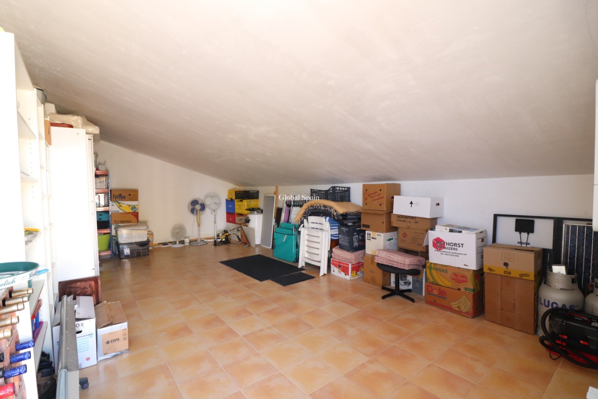Wederverkoop - HUIS -
Rafal - El Mudamiento