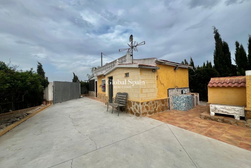 Wederverkoop - HUIS -
San Fulgencio - San Fulgencio - Country