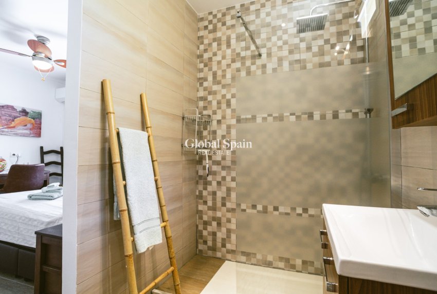 Wederverkoop - Huis -
SAN FULGENCIO - urb.la marina