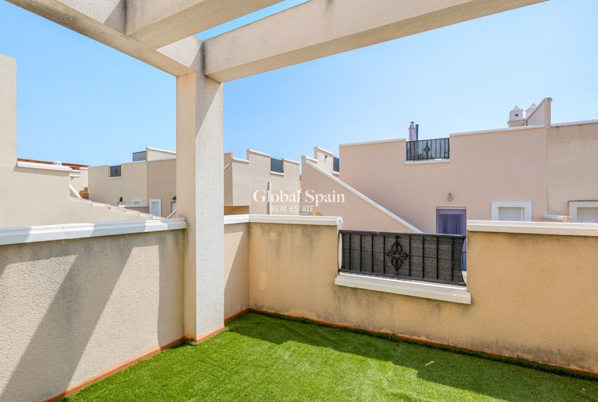 Wederverkoop - HUIS -
SAN MIGUEL DE SALINAS - Costa Blanca