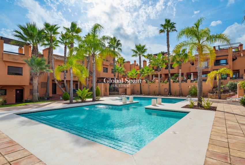 Wederverkoop - HUIS -
SAN MIGUEL DE SALINAS - Costa Blanca