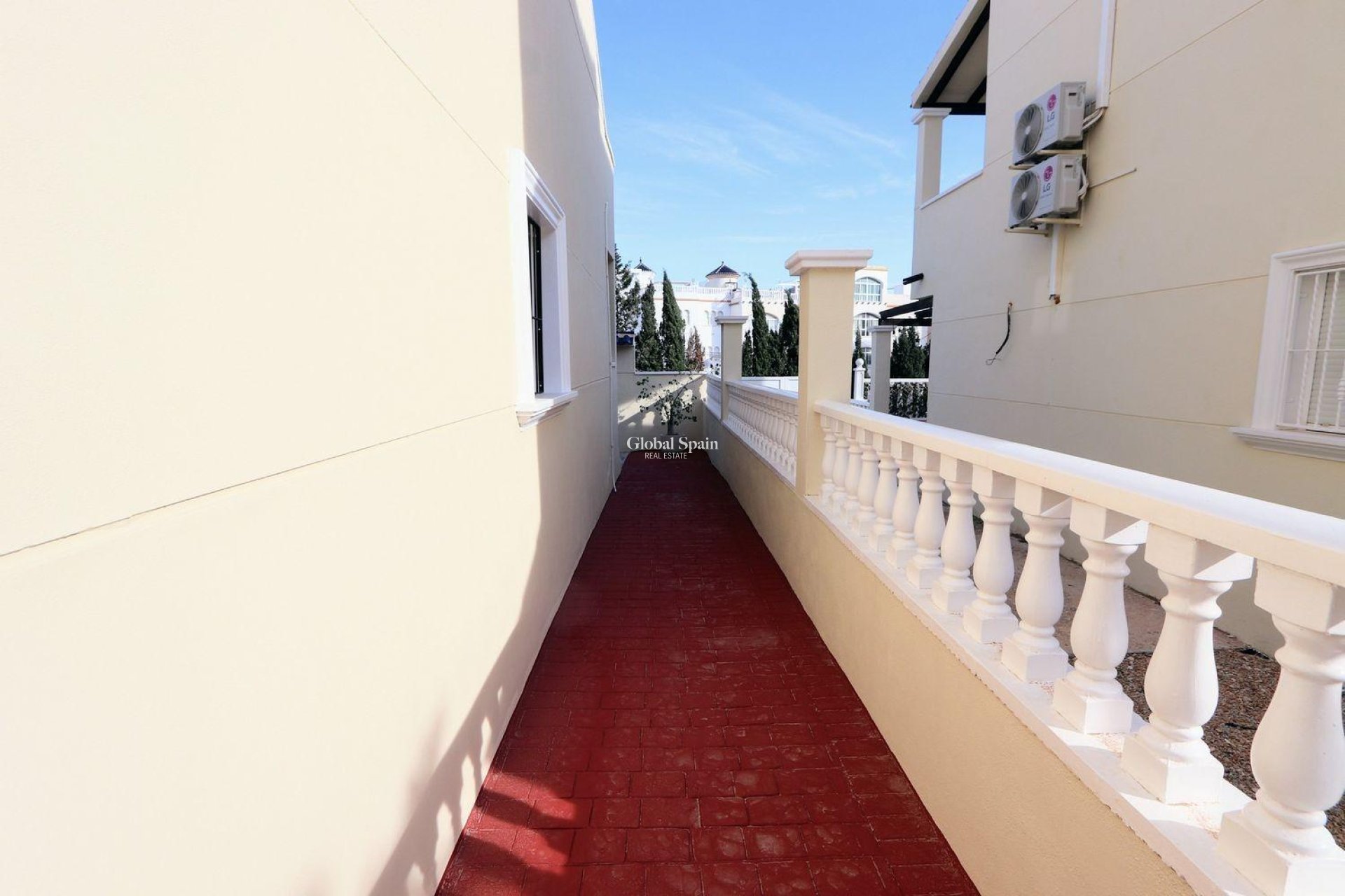 Wederverkoop - HUIS -
SAN MIGUEL DE SALINAS - El galan