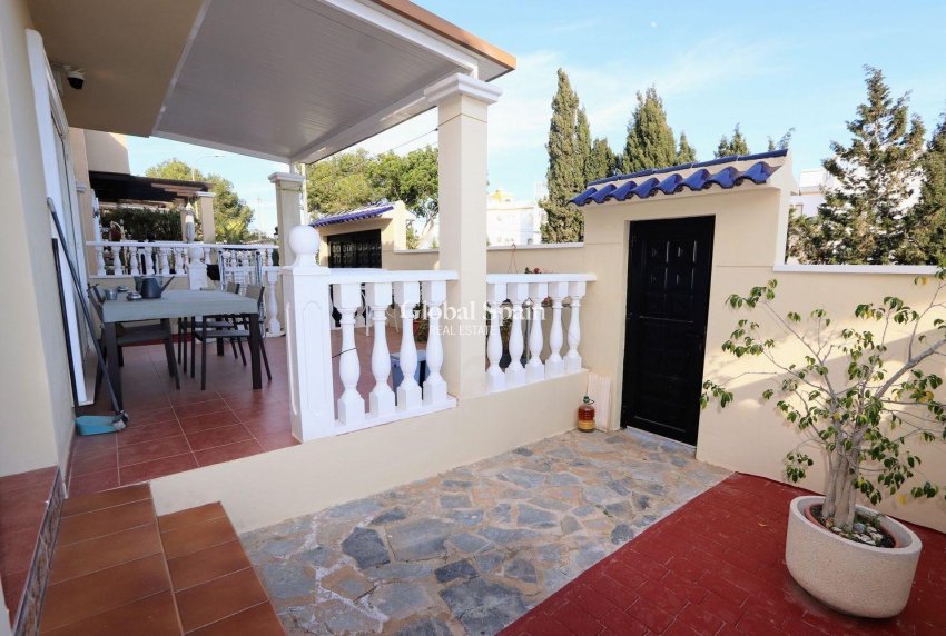 Wederverkoop - HUIS -
SAN MIGUEL DE SALINAS - El galan