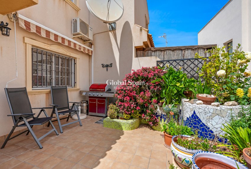 Wederverkoop - HUIS -
SAN MIGUEL DE SALINAS - Inland