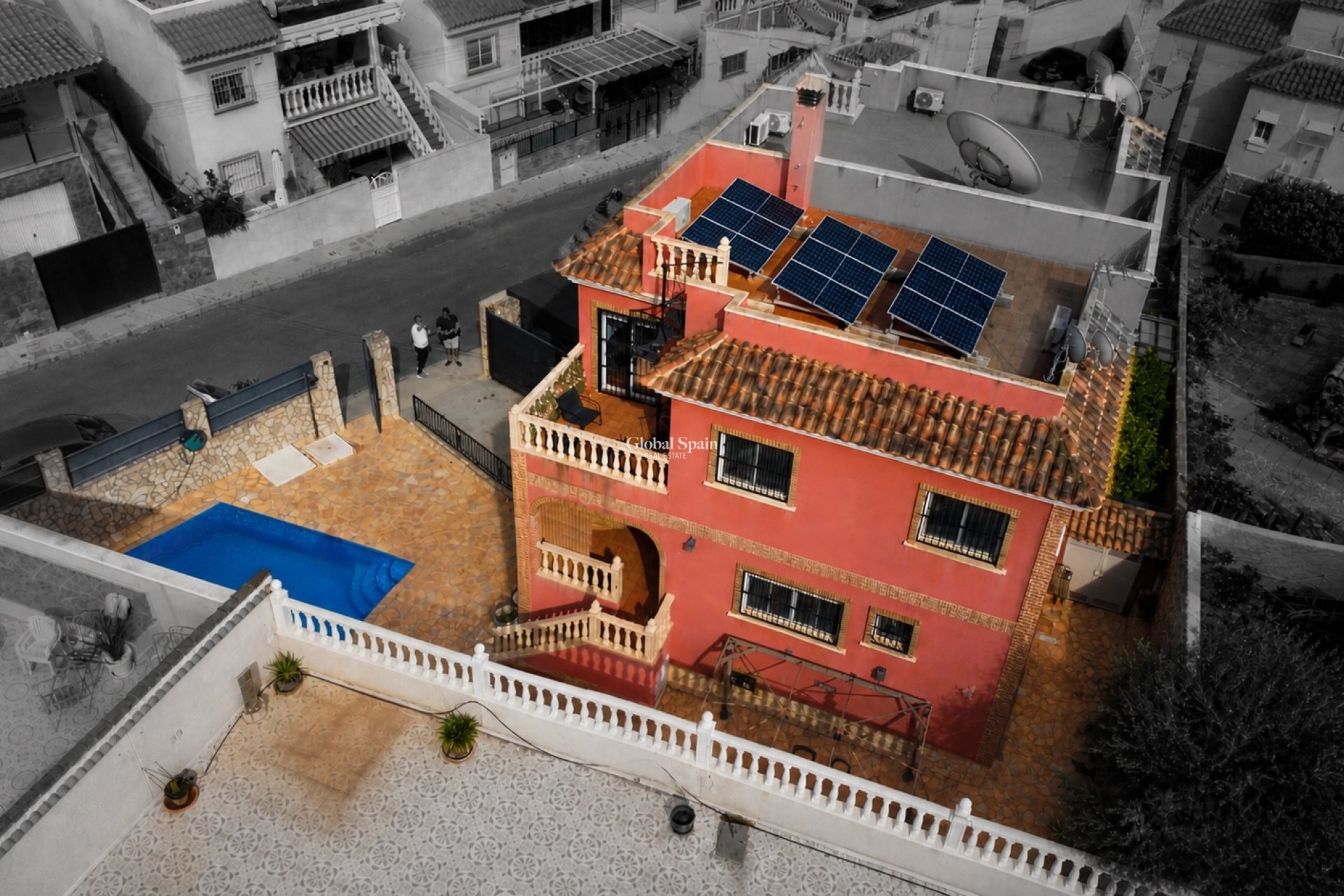 Wederverkoop - HUIS -
SAN MIGUEL DE SALINAS - Inland