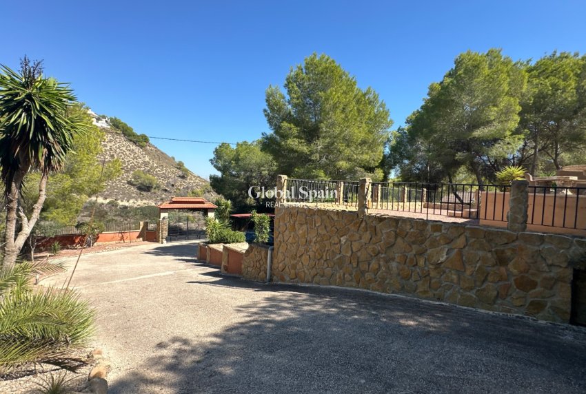 Wederverkoop - HUIS -
SAN MIGUEL DE SALINAS - Inland