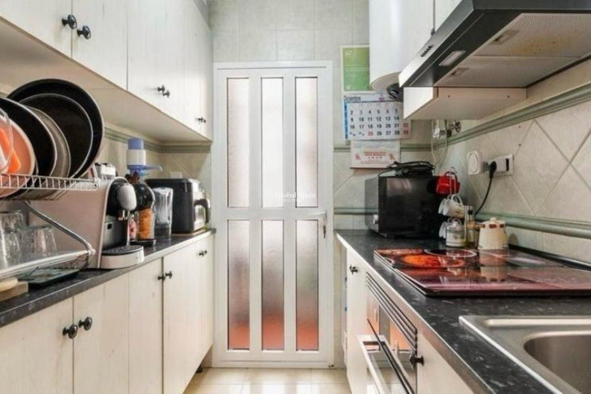 Wederverkoop - HUIS -
SAN MIGUEL DE SALINAS - Las Filipinas