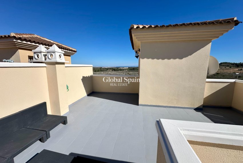 Wederverkoop - HUIS -
SAN MIGUEL DE SALINAS - Residencial Los Flamencos