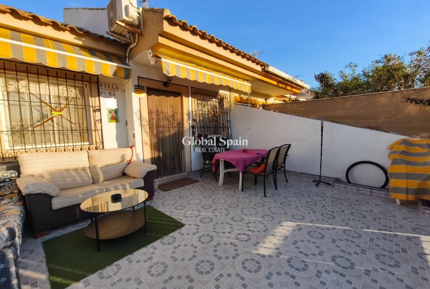 Wederverkoop - HUIS -
SAN PEDRO DEL PINATAR - Lo pagan