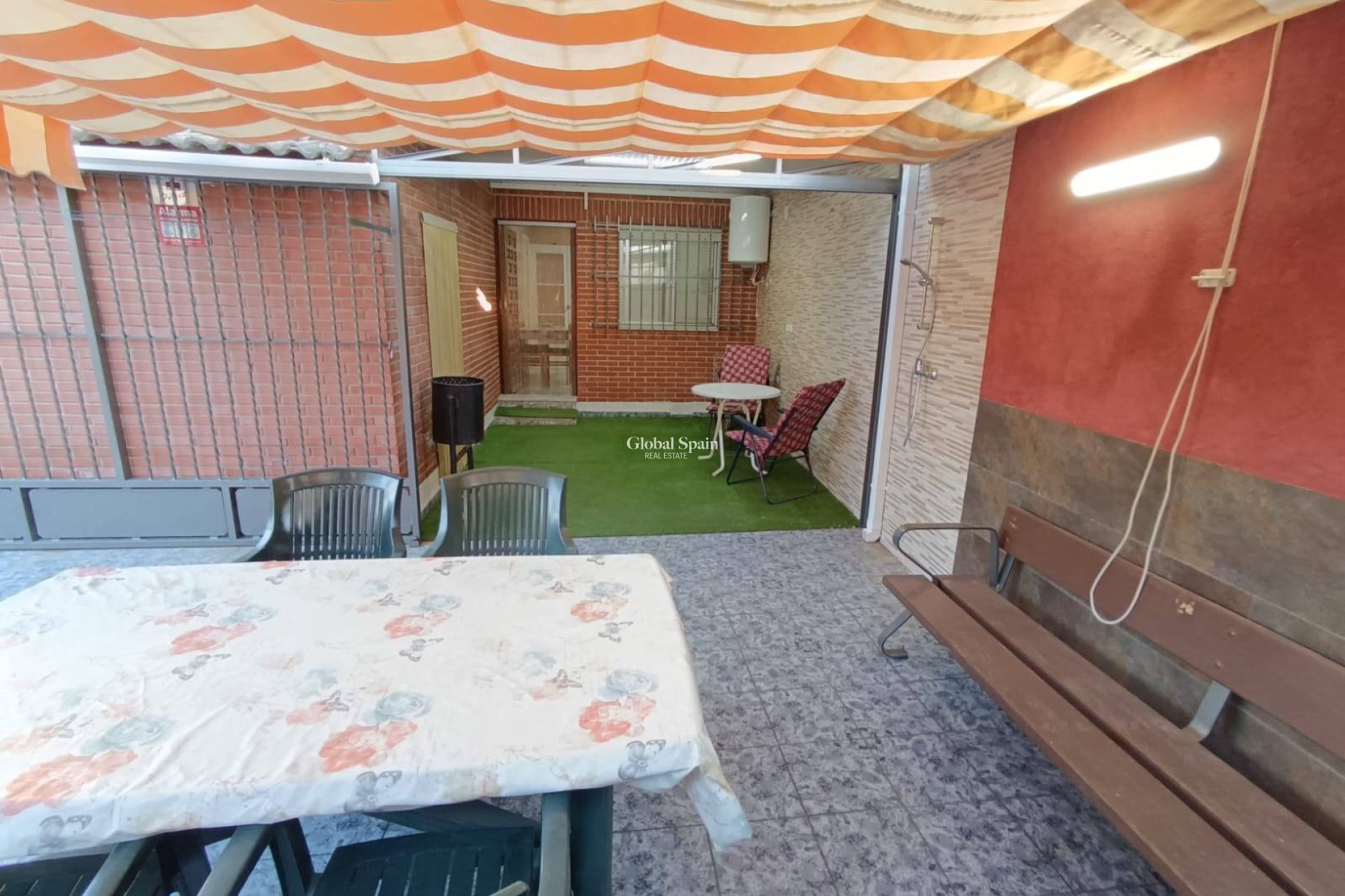 Wederverkoop - HUIS -
SAN PEDRO DEL PINATAR - Los Cuarteros