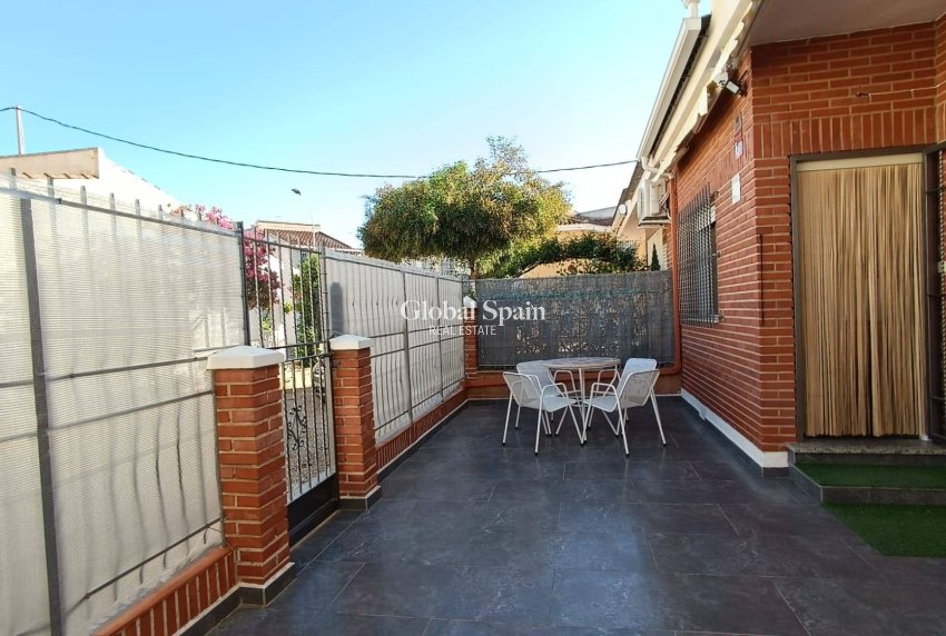 Wederverkoop - HUIS -
SAN PEDRO DEL PINATAR - Los Cuarteros