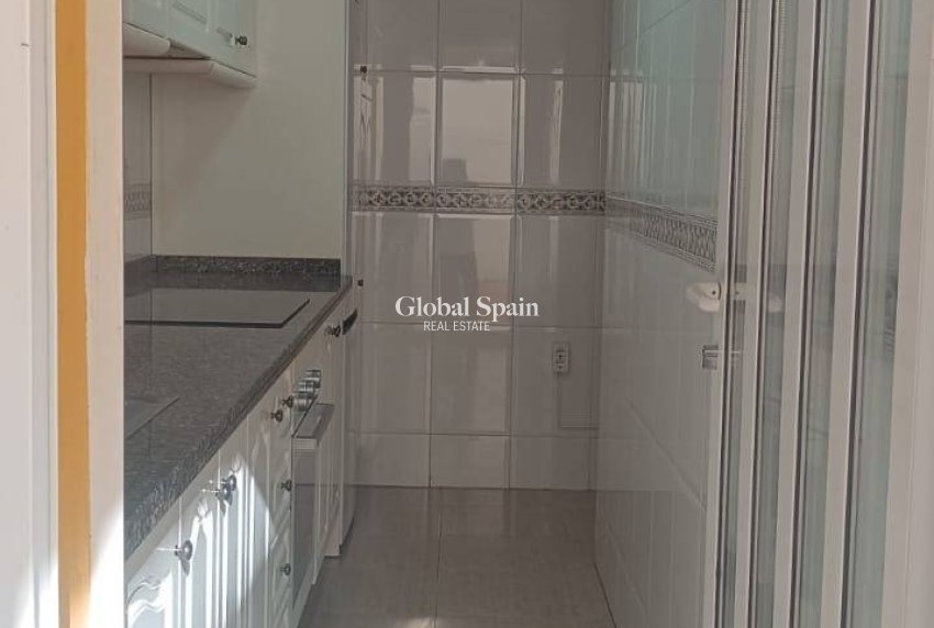 Wederverkoop - HUIS -
SAN PEDRO DEL PINATAR - Los Peñascos-el Salero-los Imbernones