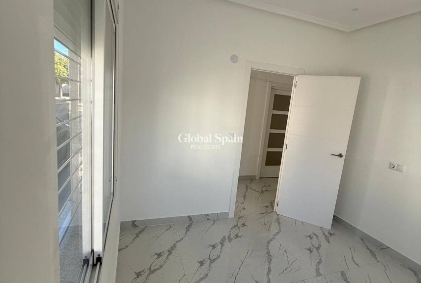 Wederverkoop - HUIS -
SAN PEDRO DEL PINATAR - San Pedro Del Pinatar Centro