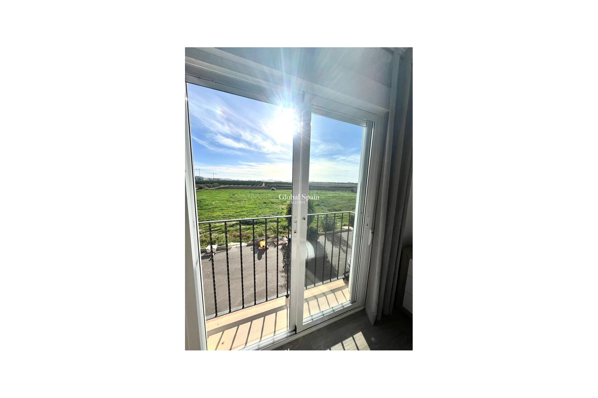 Wederverkoop - HUIS -
SANTA ROSALÍA - Costa Calida