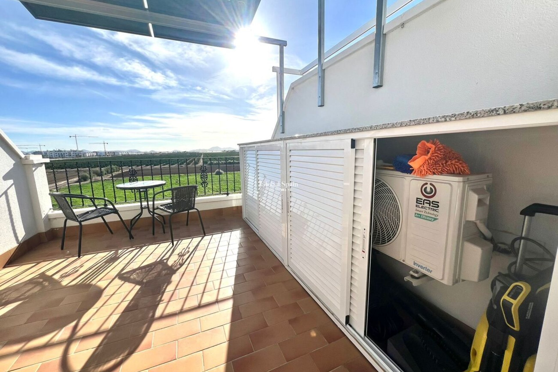 Wederverkoop - HUIS -
SANTA ROSALÍA - Costa Calida