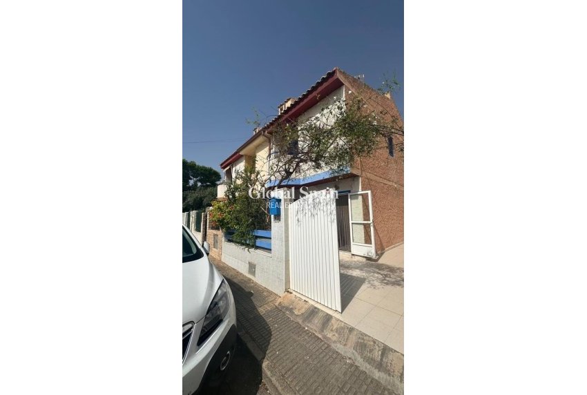 Wederverkoop - HUIS -
SANTIAGO DE LA RIBERA - Costa Calida