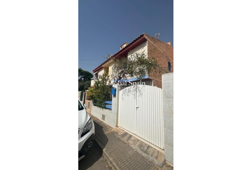 Wederverkoop - HUIS -
SANTIAGO DE LA RIBERA - Costa Calida