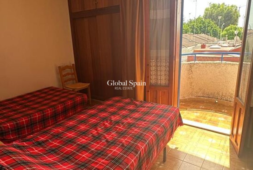 Wederverkoop - HUIS -
SANTIAGO DE LA RIBERA - Costa Calida