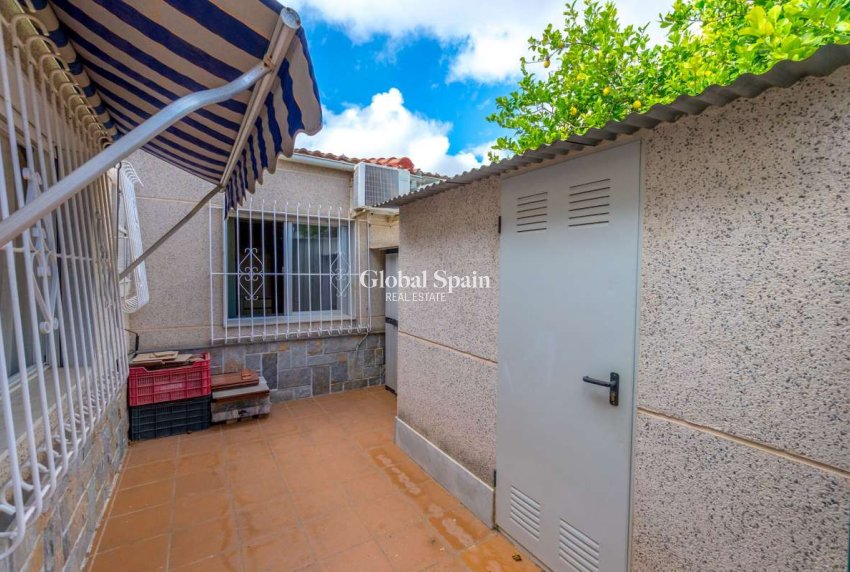 Wederverkoop - HUIS -
SANTIAGO DE LA RIBERA - Costa Calida