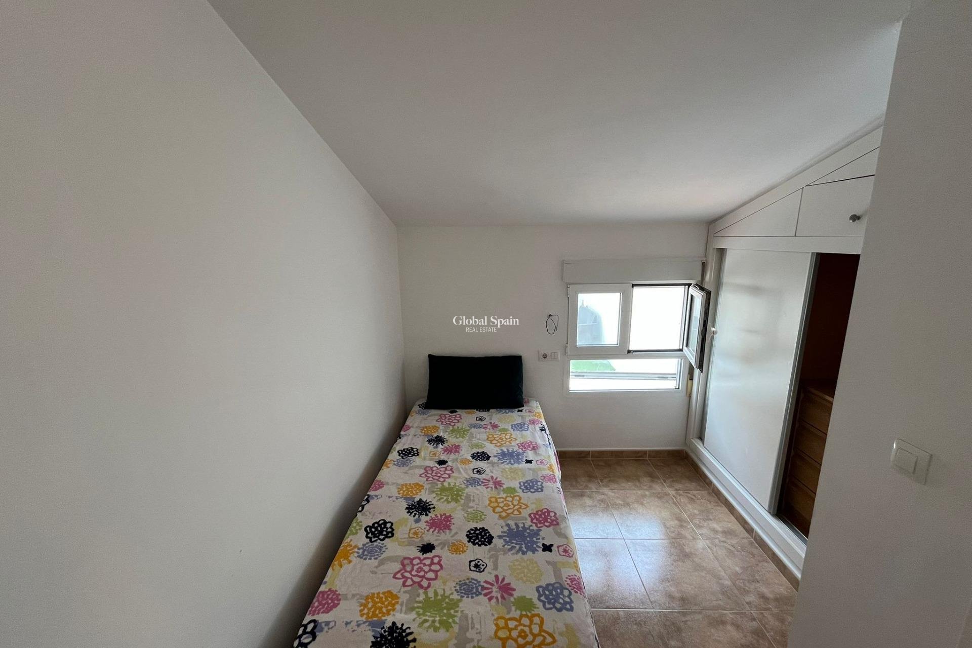 Wederverkoop - HUIS -
SANTIAGO DE LA RIBERA - Playa De Santiago De La Ribera