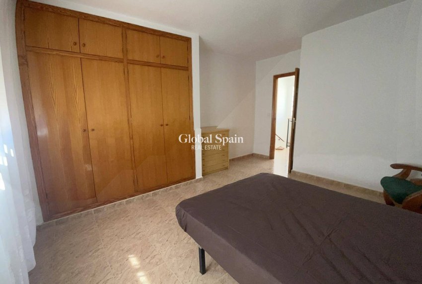 Wederverkoop - HUIS -
SANTIAGO DE LA RIBERA - San Blas