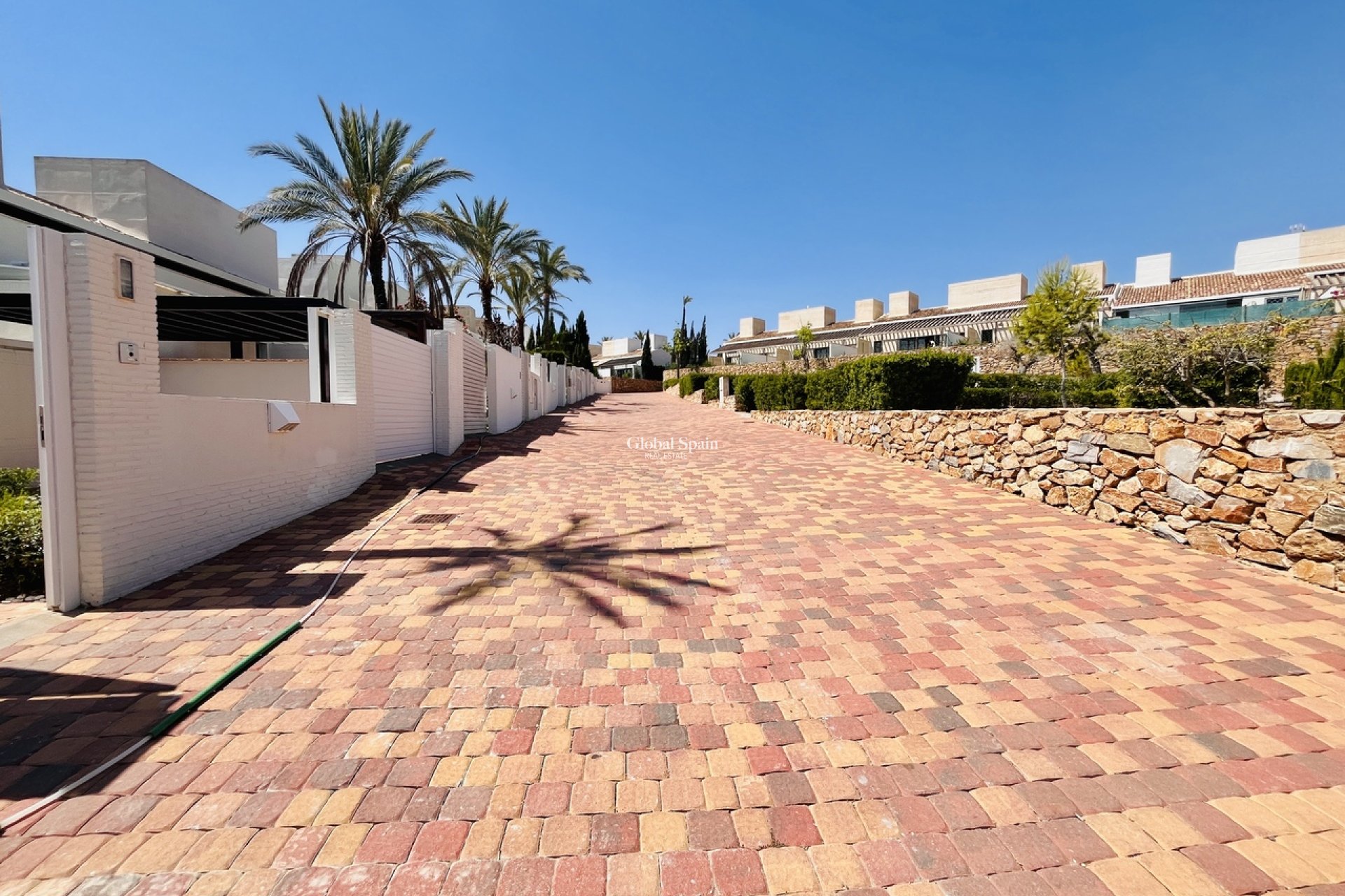 Wederverkoop - HUIS -
SUCINA - Inland
