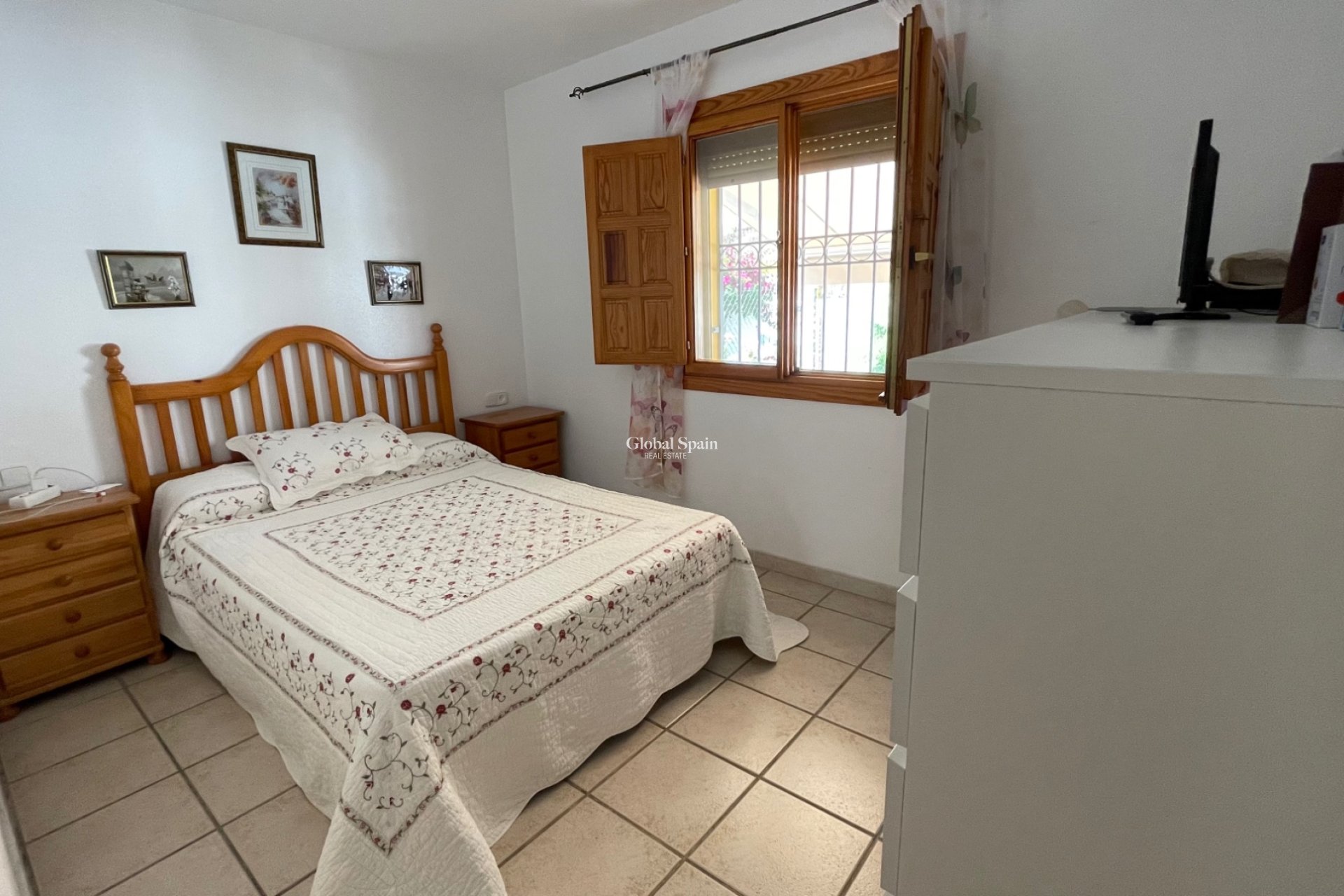 Wederverkoop - HUIS -
TORRE DE LA HORADADA - Costa Blanca