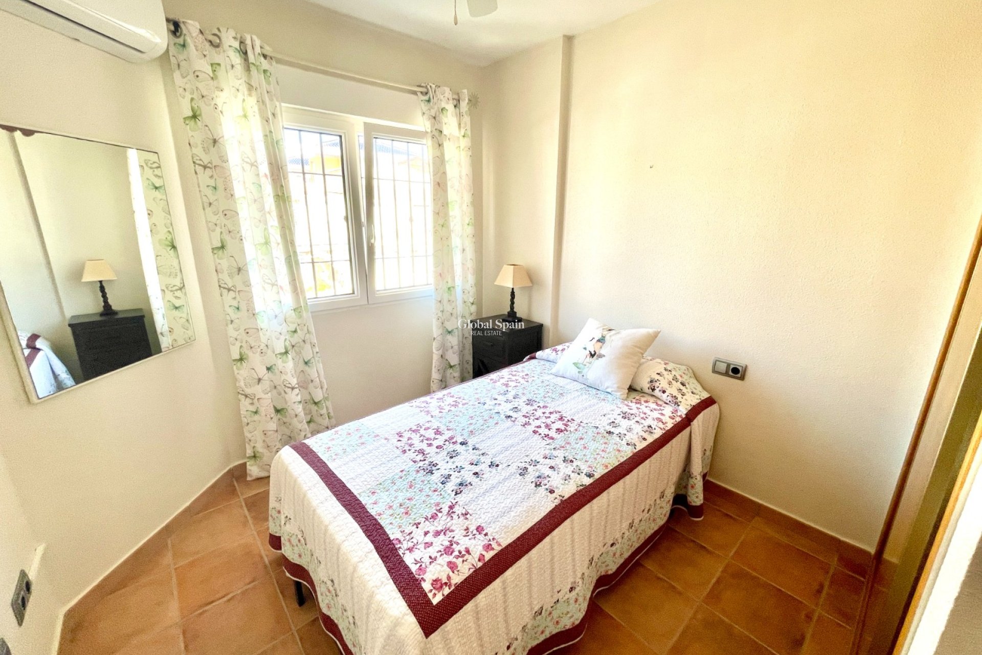 Wederverkoop - HUIS -
TORRE DE LA HORADADA - Costa Blanca