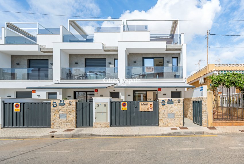 Wederverkoop - HUIS -
TORRE DE LA HORADADA - Costa Blanca