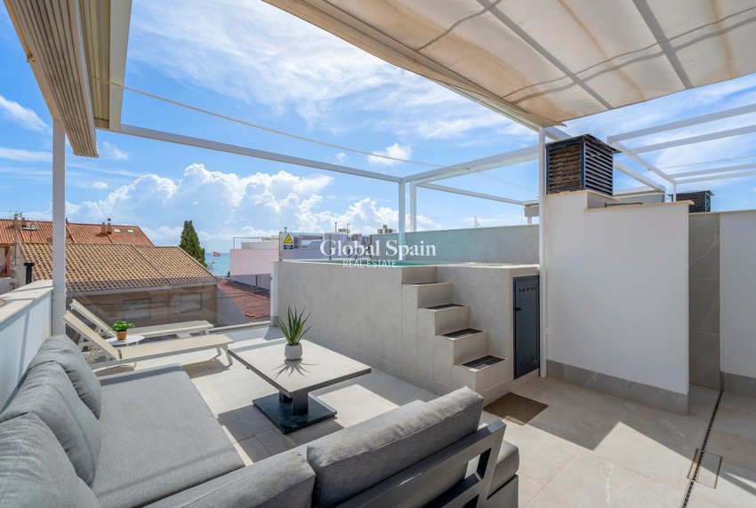 Wederverkoop - HUIS -
TORRE DE LA HORADADA - Costa Blanca