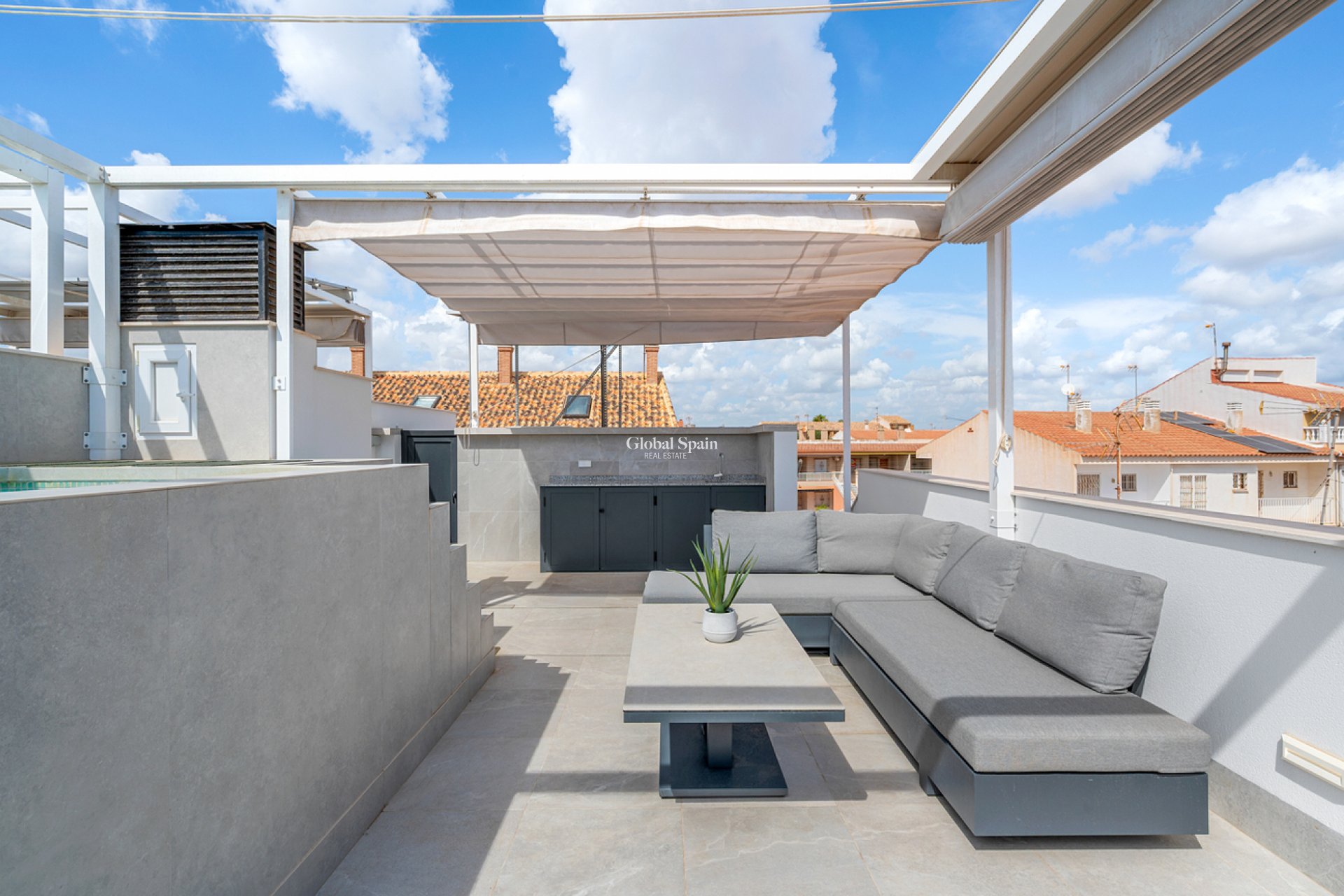 Wederverkoop - HUIS -
TORRE DE LA HORADADA - Costa Blanca