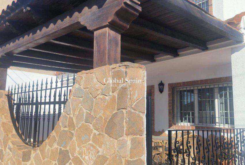 Wederverkoop - HUIS -
TORRE PACHECO - Balsicas