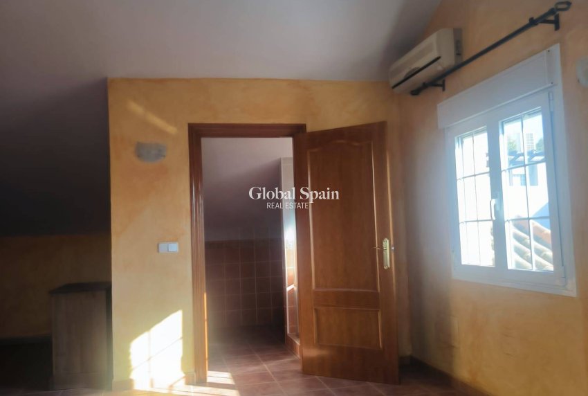 Wederverkoop - HUIS -
TORRE PACHECO - Balsicas