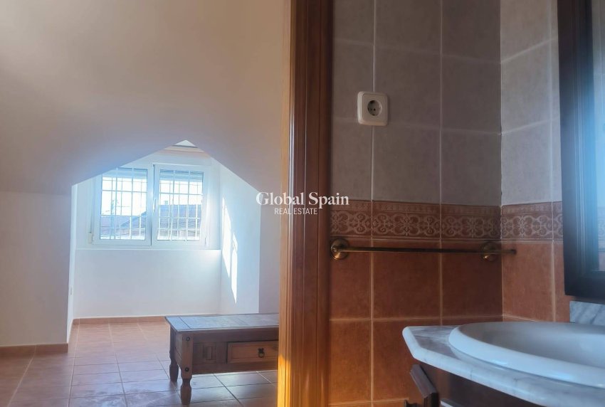 Wederverkoop - HUIS -
TORRE PACHECO - Balsicas
