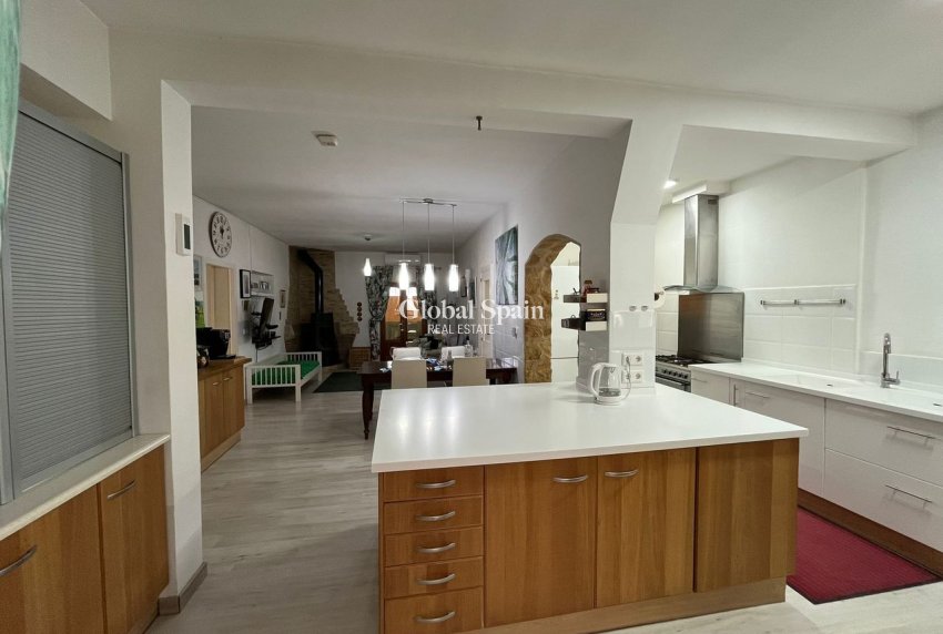 Wederverkoop - HUIS -
TORRE PACHECO - Inland