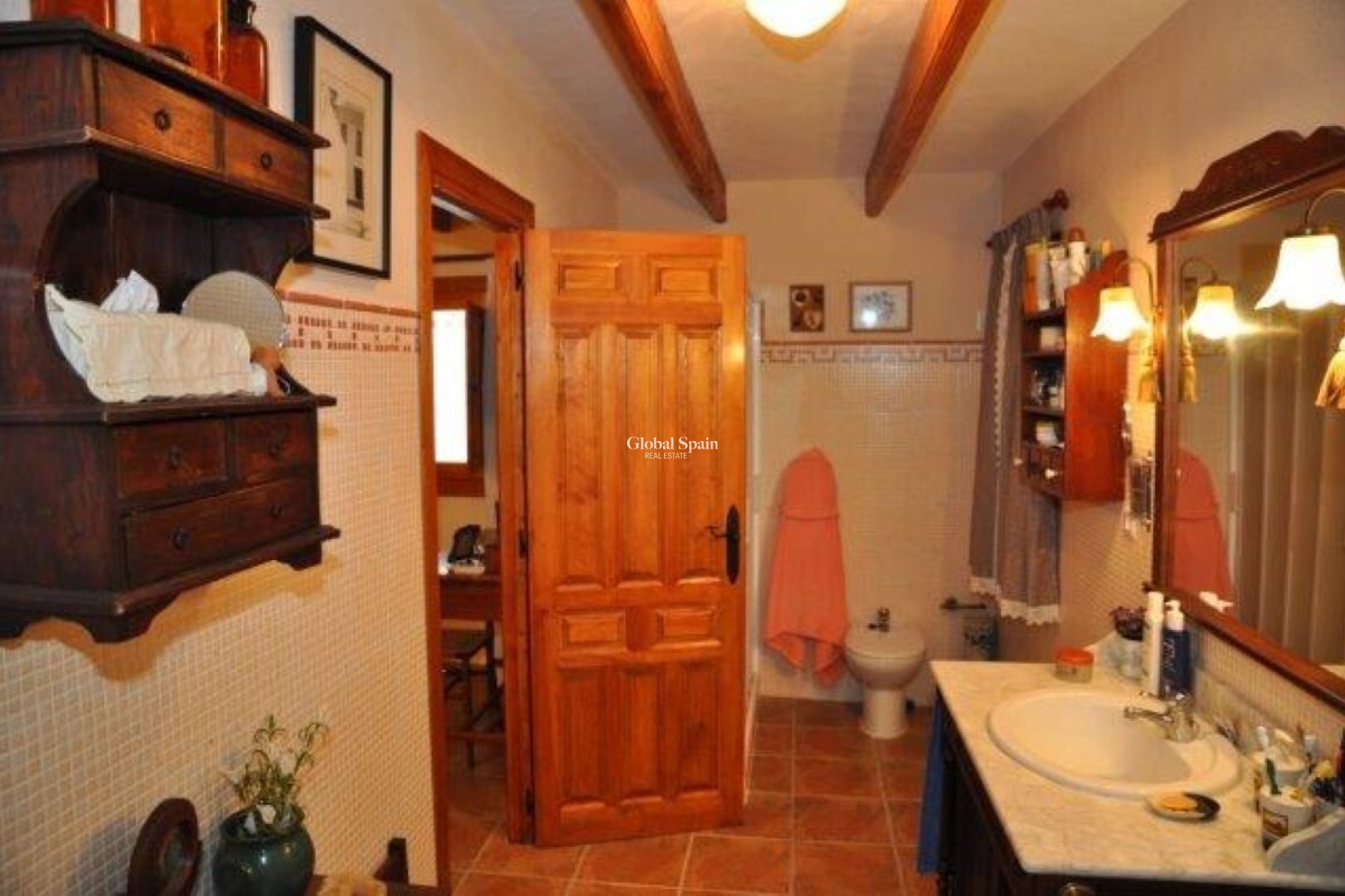 Wederverkoop - HUIS -
TORREMANZANAS - Costa Blanca