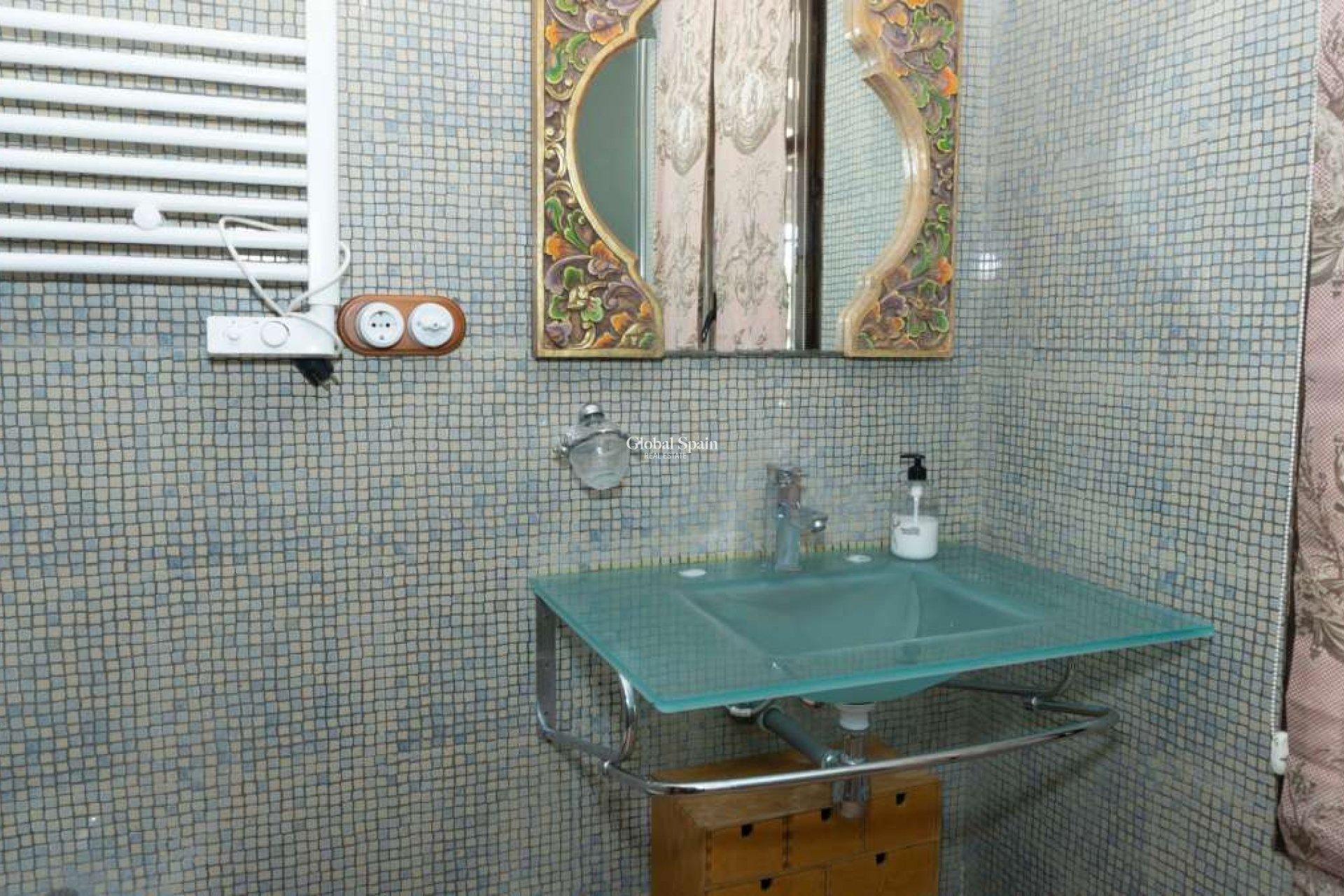 Wederverkoop - HUIS -
TORREMENDO - Costa Blanca