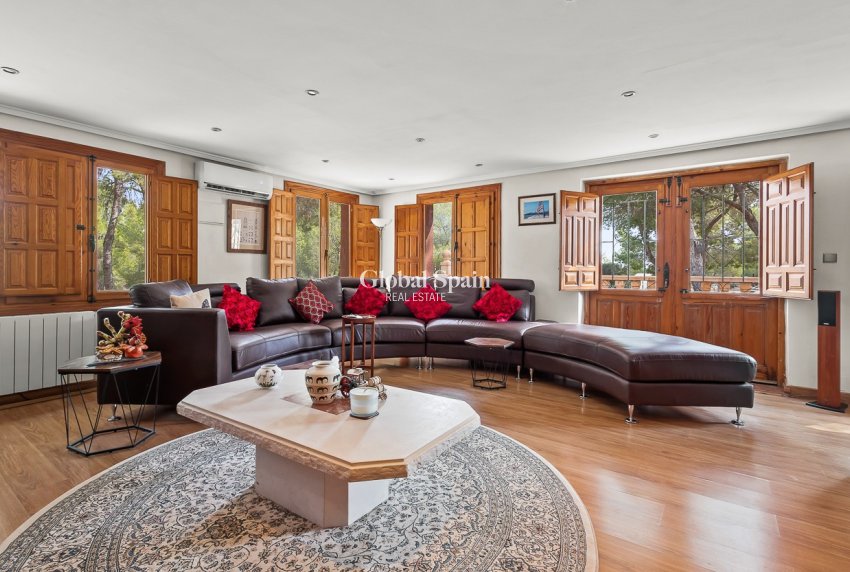 Wederverkoop - HUIS -
TORREMENDO - Costa Blanca