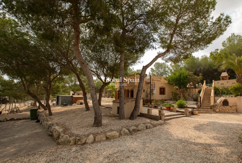 Wederverkoop - HUIS -
TORREMENDO - Costa Blanca