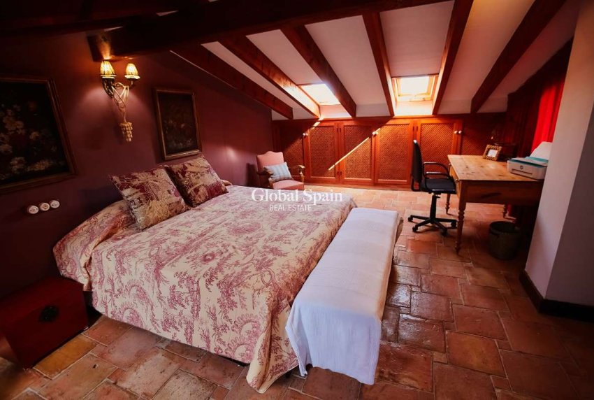 Wederverkoop - HUIS -
TORREMENDO - Costa Blanca