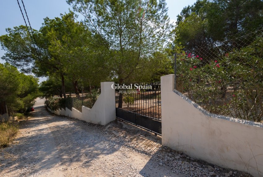 Wederverkoop - HUIS -
TORREMENDO - Costa Blanca