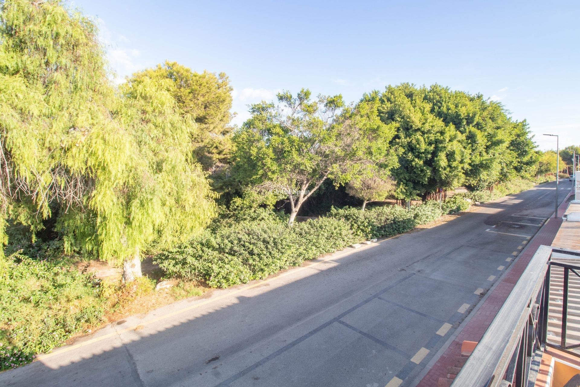 Wederverkoop - Huis -
TORREVIEJA - Acequion