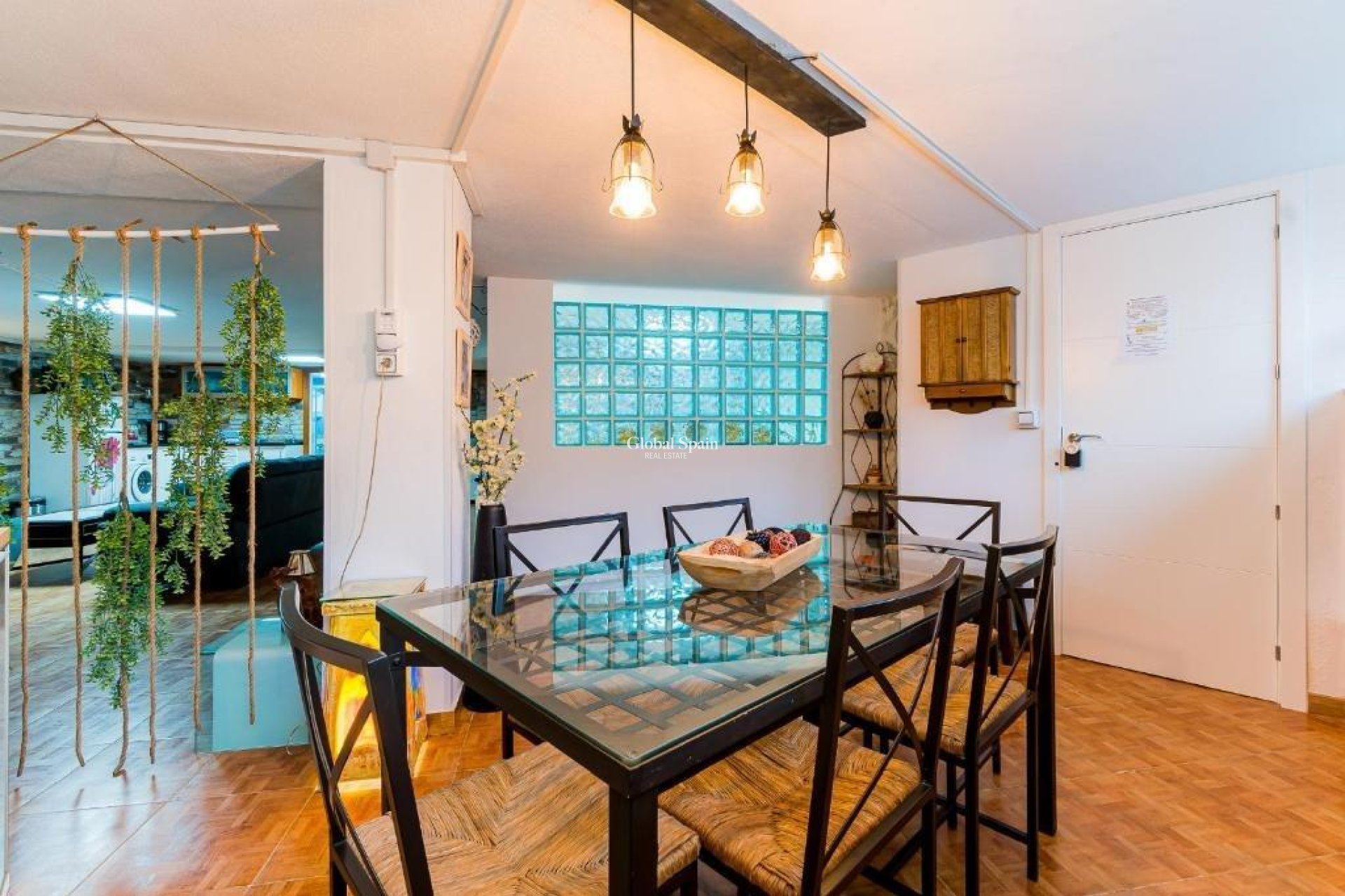 Wederverkoop - HUIS -
TORREVIEJA - Acequion