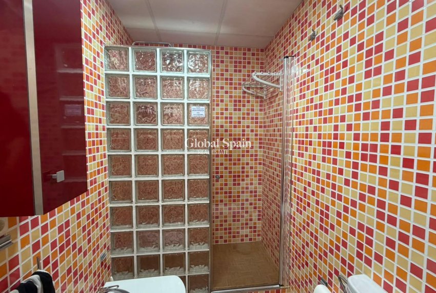 Wederverkoop - HUIS -
TORREVIEJA - Acequion