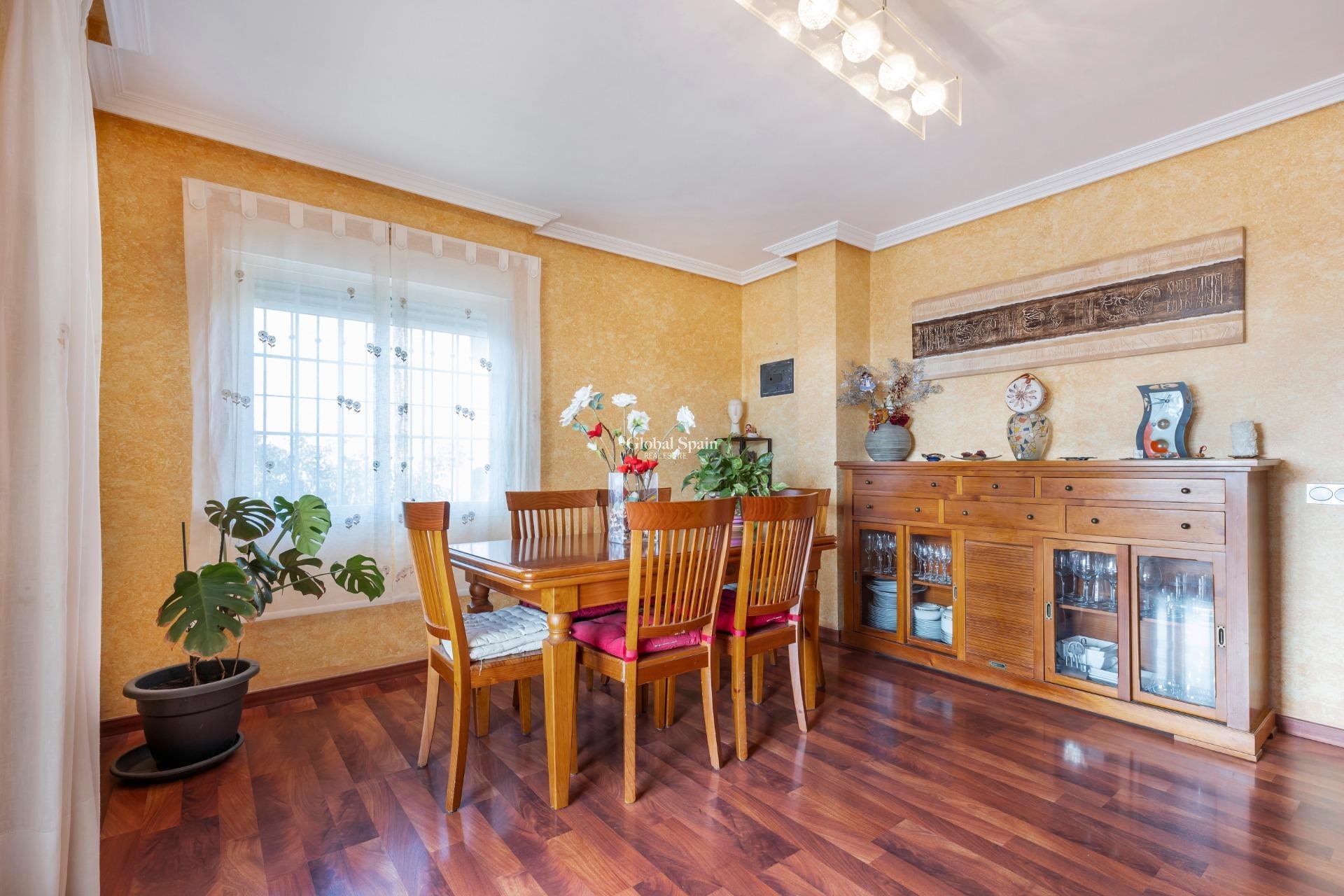 Wederverkoop - HUIS -
TORREVIEJA - Aguas Nuevas