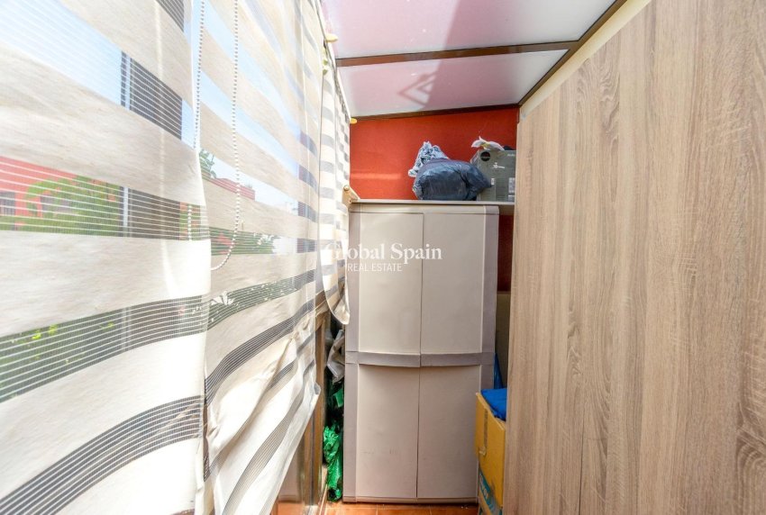 Wederverkoop - Huis -
TORREVIEJA - Aguas Nuevas