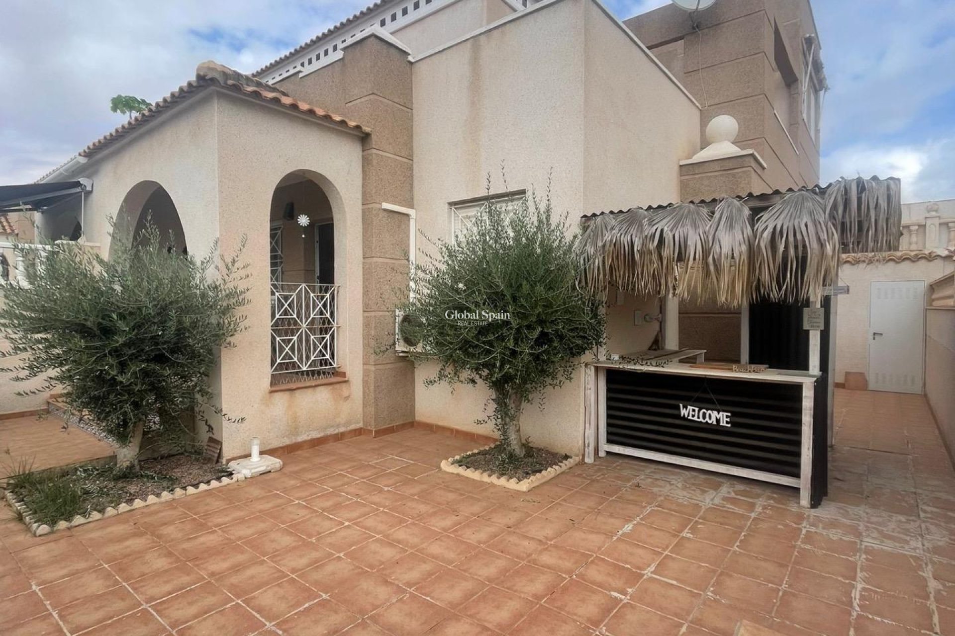 Wederverkoop - HUIS -
TORREVIEJA - Aguas Nuevas