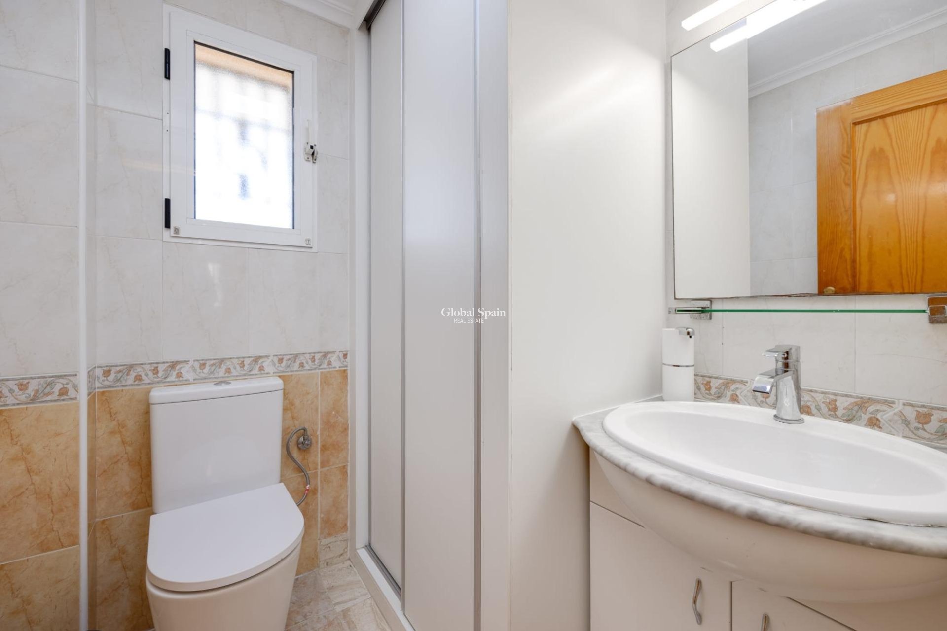 Wederverkoop - HUIS -
TORREVIEJA - Aguas Nuevas