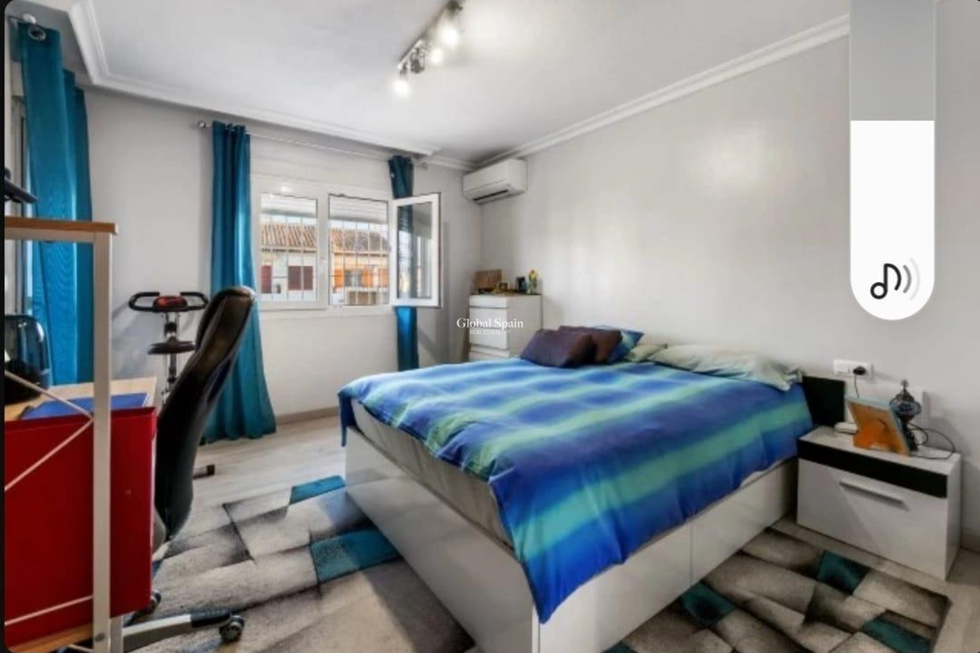 Wederverkoop - HUIS -
TORREVIEJA - Aguas Nuevas